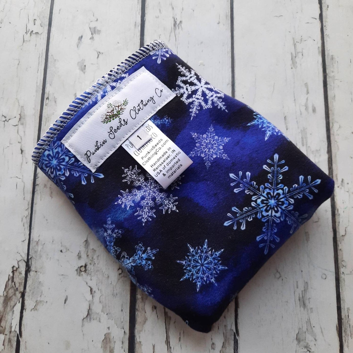 One Size Newborn Toddler Organic Hemp Winged Prefold Cloth Diaper Preflat Icy Snowflakes