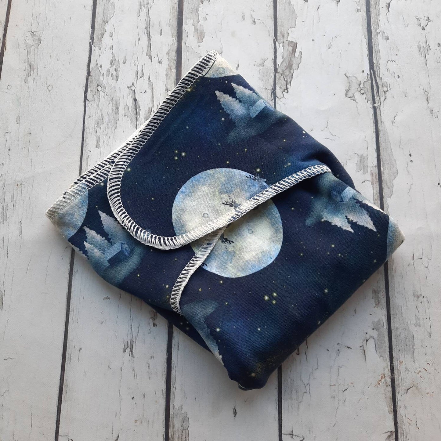 One Size Newborn Toddler Organic Winged Prefold Cloth Diaper Stretchy Preflat Sleigh Ride